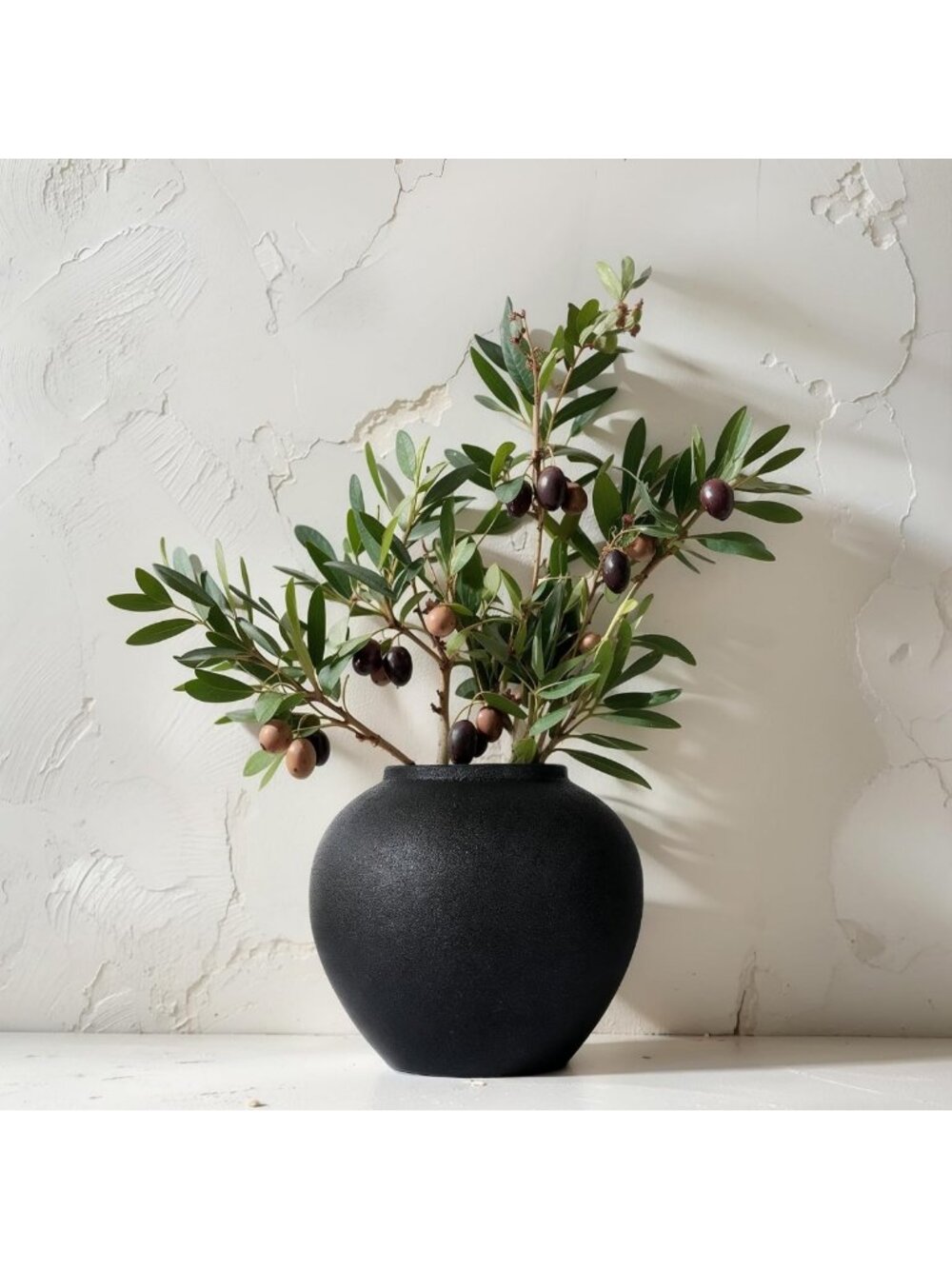Matte Black Ceramic Vase - Modern Rustic Decor for Pampas Grass & Flowers, Small